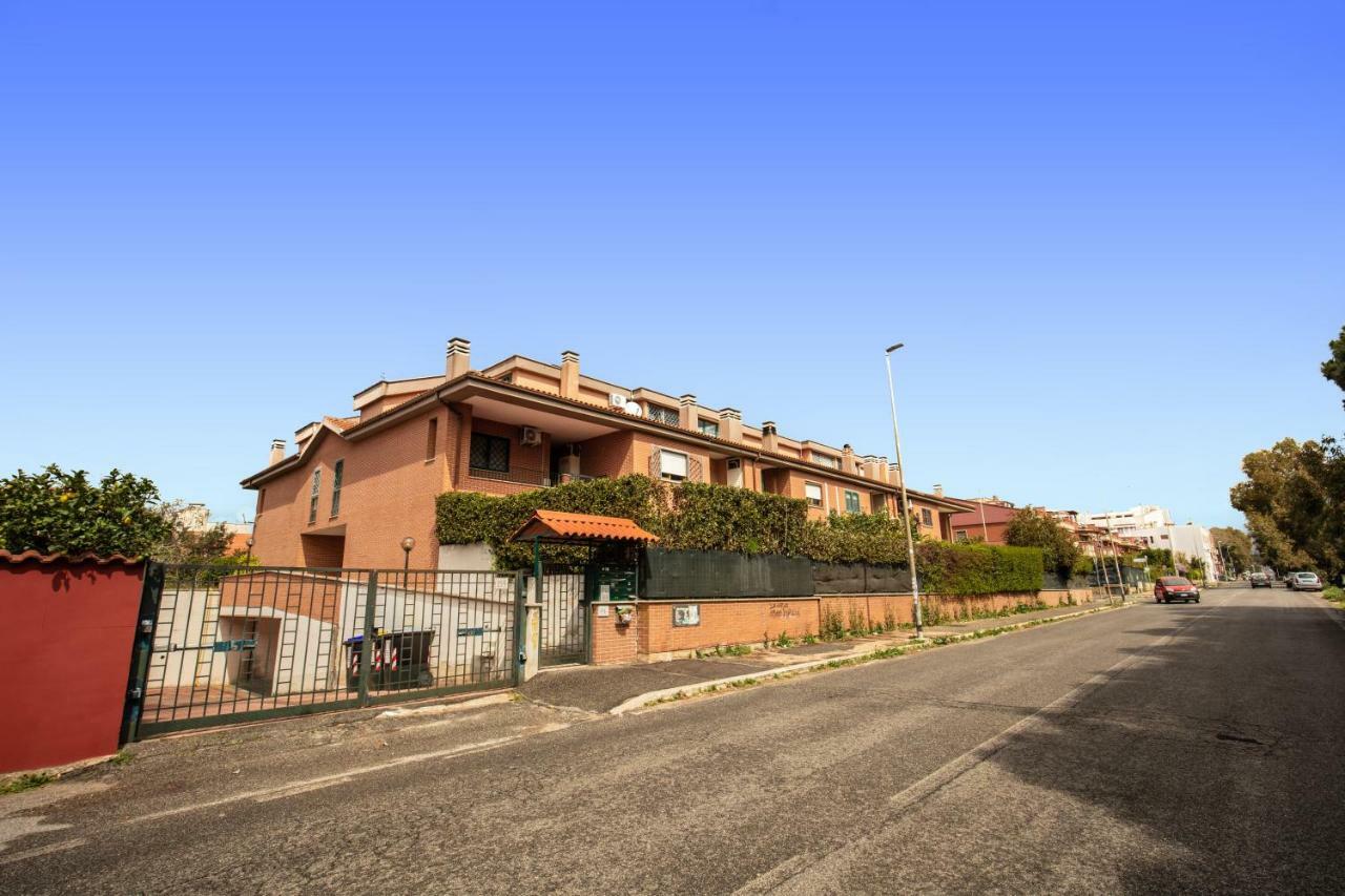 Villa House Between Rome And The Sea Casal Palocco Exterior foto